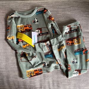 Pajama set with tags!